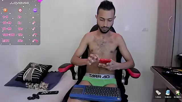 Freechat Aron_Baylor on StripChat