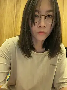 Offline Ashepova000 on StripChat