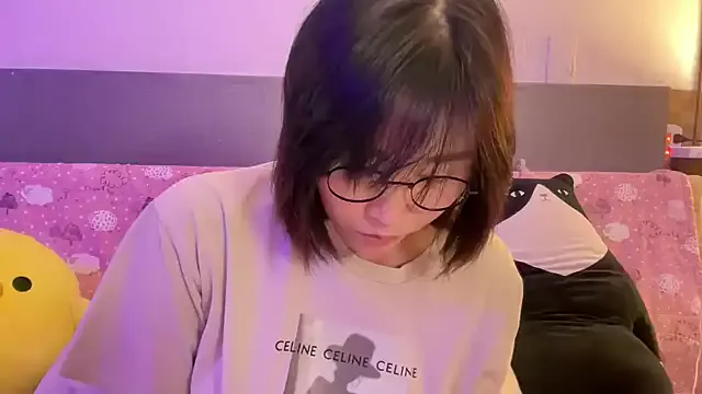 Offline Ashepova000 on StripChat