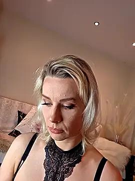 StripChat AureliaDoux is Private AureliaDoux — Free Titties!