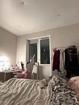 Offline B_Ratz on StripChat