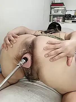 Freechat babyariane on StripChat