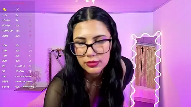 Babyvenu_tay on StripChat