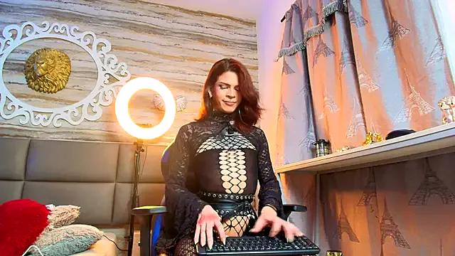 Bella_salvatore on StripChat 