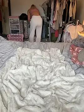 Private blissdimicco on StripChat