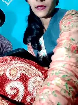 Freechat bold-couple on StripChat