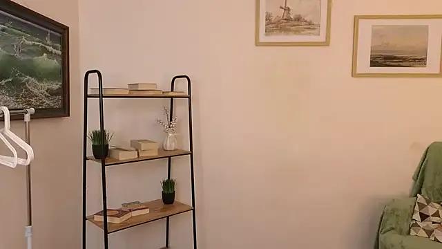 Bonnie_Nunez — flash boobs + pinch nipples