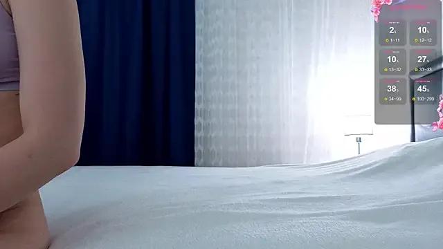 Freechat Brilliant-Kiss on StripChat