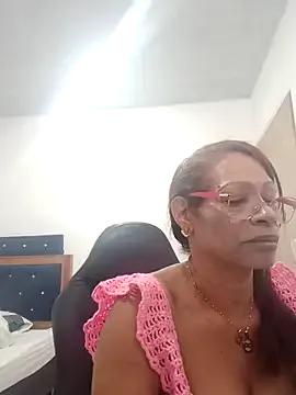 Freechat BustyMilf_ on StripChat