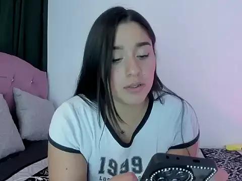 Catalina__bustos on StripChat 