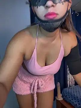 Freechat Cinderella-98 on StripChat