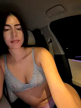 Offline ClaireBree on StripChat