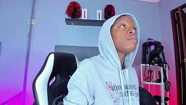 Coco_Kiss on StripChat 