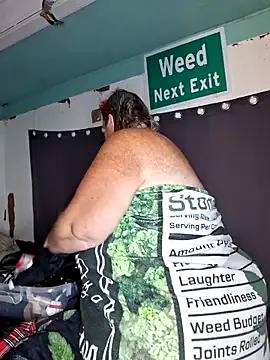 Freechat Courdles on StripChat