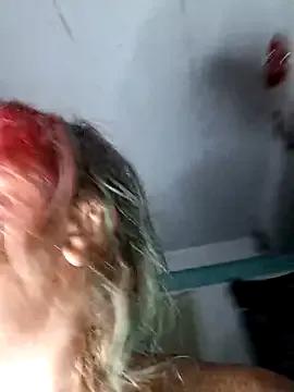 Freechat Courdles on StripChat