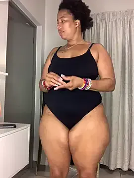 Offline CurvyDesire1 on StripChat