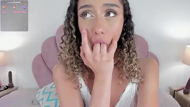 Freechat Daddysgirl1_ on StripChat