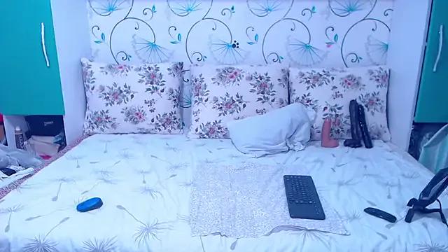 Freechat demiemorre on StripChat