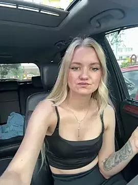 Freechat Devill_Angel_ on StripChat