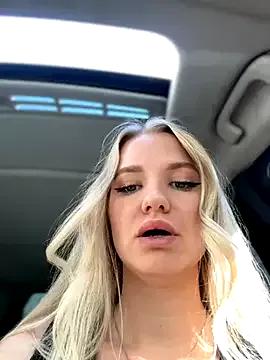 Freechat Devill_Angel_ on StripChat