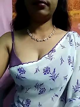 Freechat dhina79 on StripChat