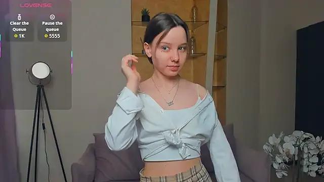 Freechat EdinaCordner on StripChat