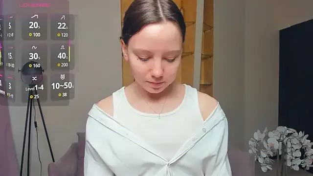 Freechat EdinaCordner on StripChat