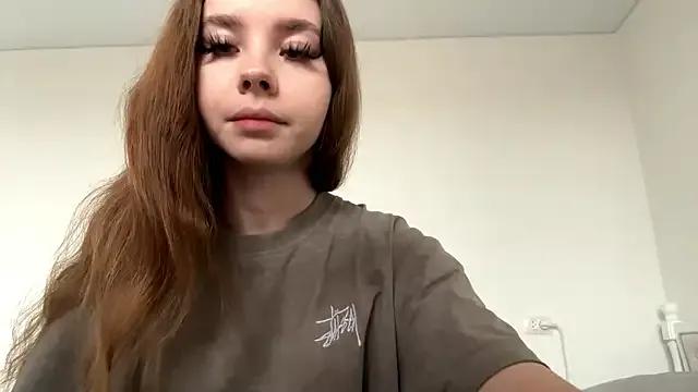 EhtelBiondi — Show the color of my panties