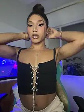 Freechat Emaa- on StripChat