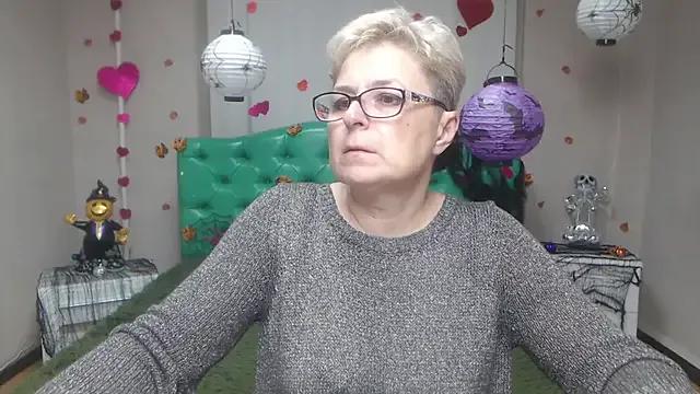 EmiliaGree — make me moan, keep control,