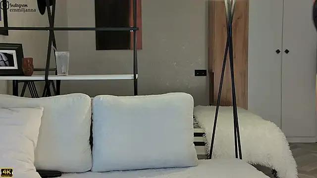 Freechat emiljanna on StripChat