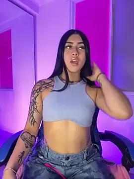 emily_22x — Show naked