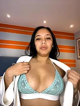 Freechat Esmeraldagh_ on StripChat
