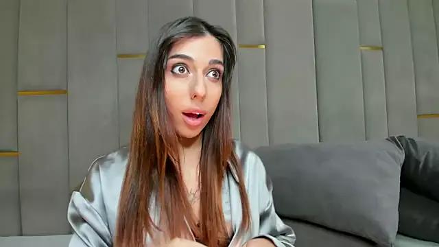 Freechat eva_lim on StripChat