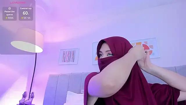 Private fatiima_ on StripChat