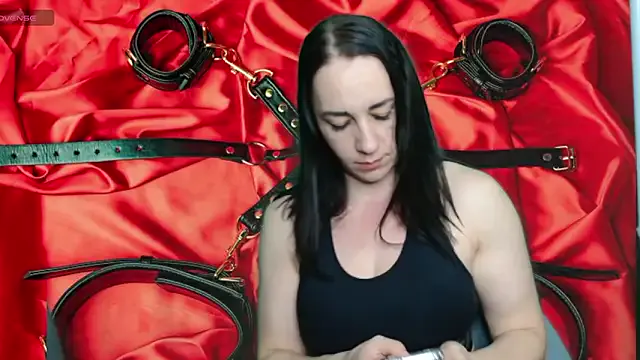 Offline FetishLady89 on StripChat