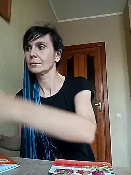 Freechat Francenia_lolis on StripChat