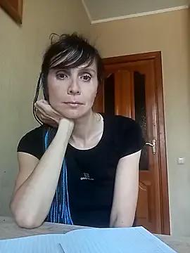 Freechat Francenia_lolis on StripChat