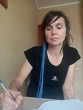 Freechat Francenia_lolis on StripChat