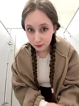 Offline FroggyAnna on StripChat