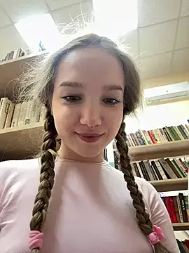 Offline FroggyAnna on StripChat