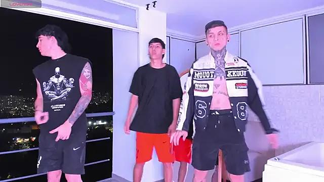 Freechat Handsomeboyss19 on StripChat