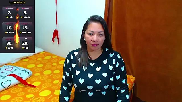 Freechat hiilarybrown on StripChat