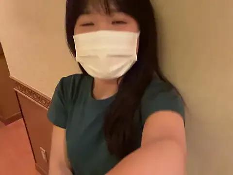 hikiwarinatto_xoxo on StripChat