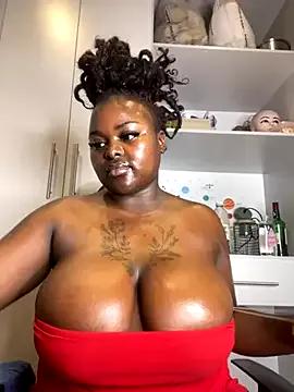 Freechat Honeycoco0211 on StripChat