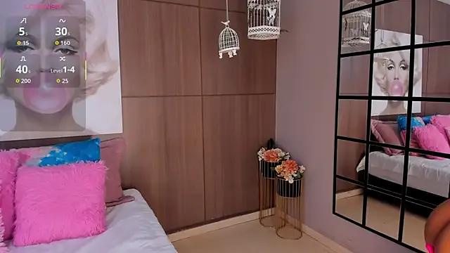 StripChat ImaniOkoye is Freechat ImaniOkoye — Bobs Play / Nipple clamps