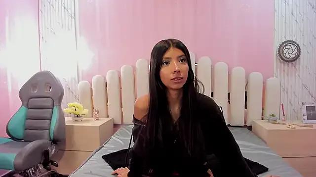 Isabella_Marsh — Massage in my boobs with oil 