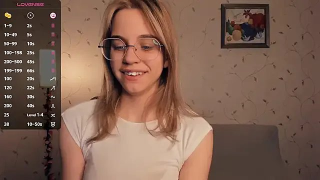 Freechat JoanBaggott on StripChat