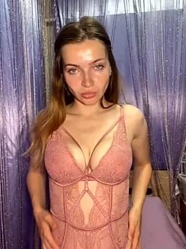 Freechat JuiliOnesunray on StripChat