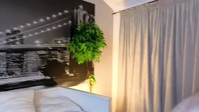 Freechat KatyRhoades on StripChat